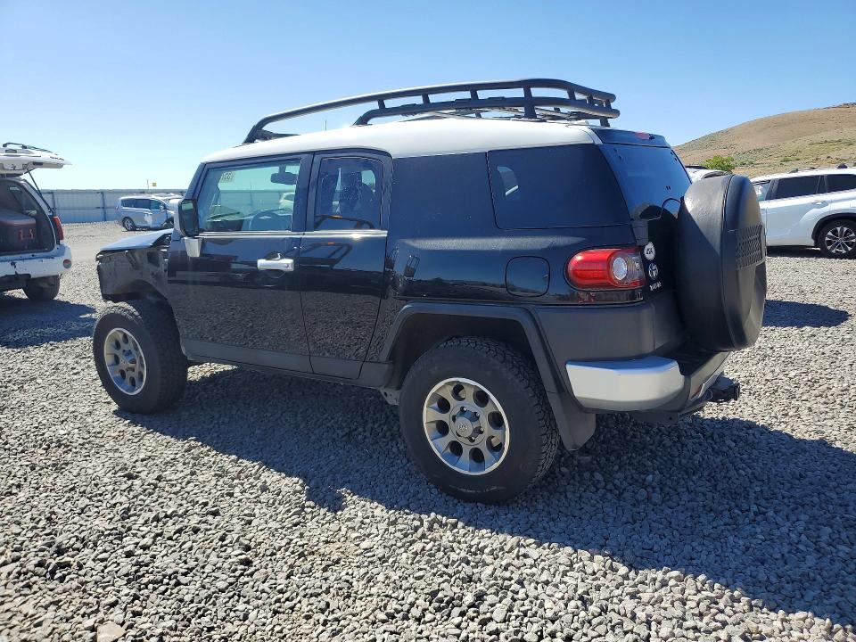 Photo 2 from auction – 2013 TOYOTA FJ CRUISER with VIN JTEBU4BF9DK163614