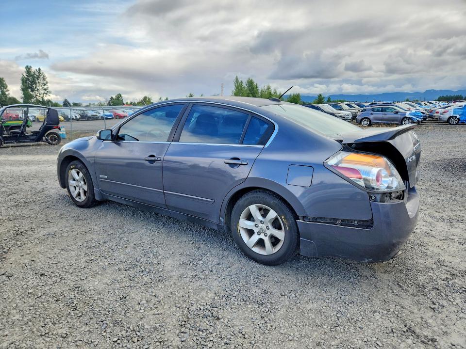 Photo 2 from auction – 2009 NISSAN ALTIMA with VIN 1N4CL21E29C154043