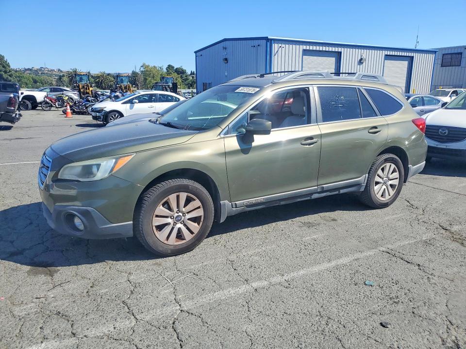 SUBARU OUTBACK 2015 with VIN 4S4BSADC3F3257380 - Photo from auction