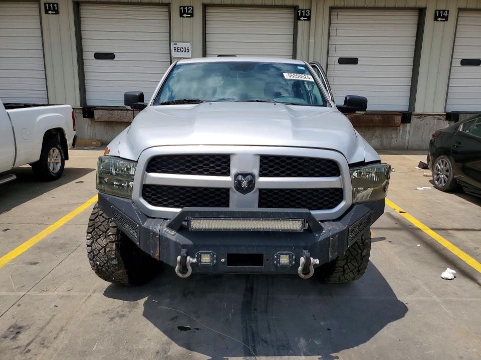 Photo 5 from auction – 2015 RAM 1500 with VIN 1C6RR7KT1FS599752
