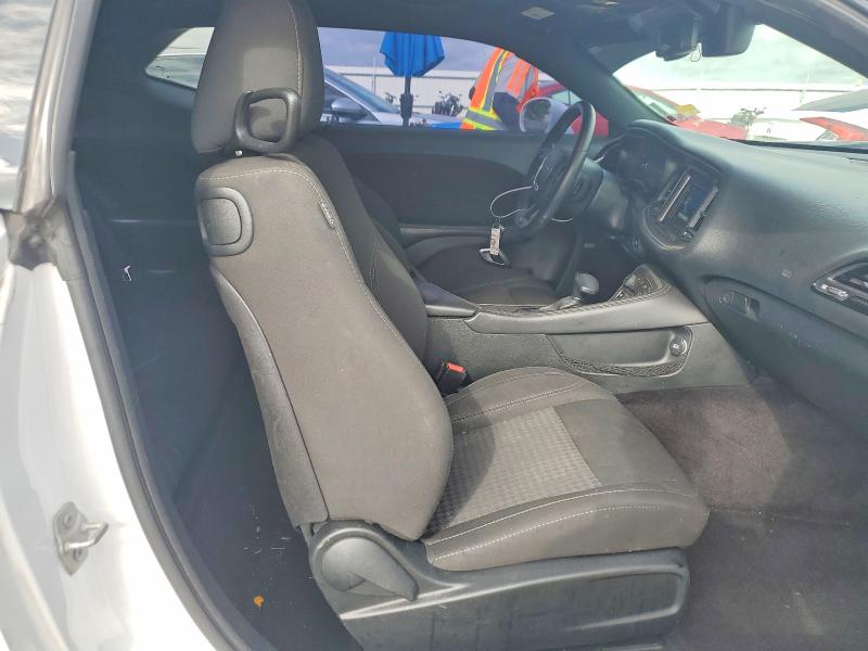 Photo 10 from auction – 2018 DODGE CHALLENGER with VIN 2C3CDZAG8JH152868