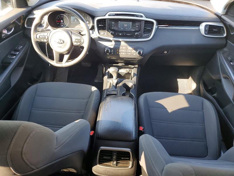 Photo 8 from auction – 2016 KIA SORENTO with VIN 5XYPG4A30GG035345