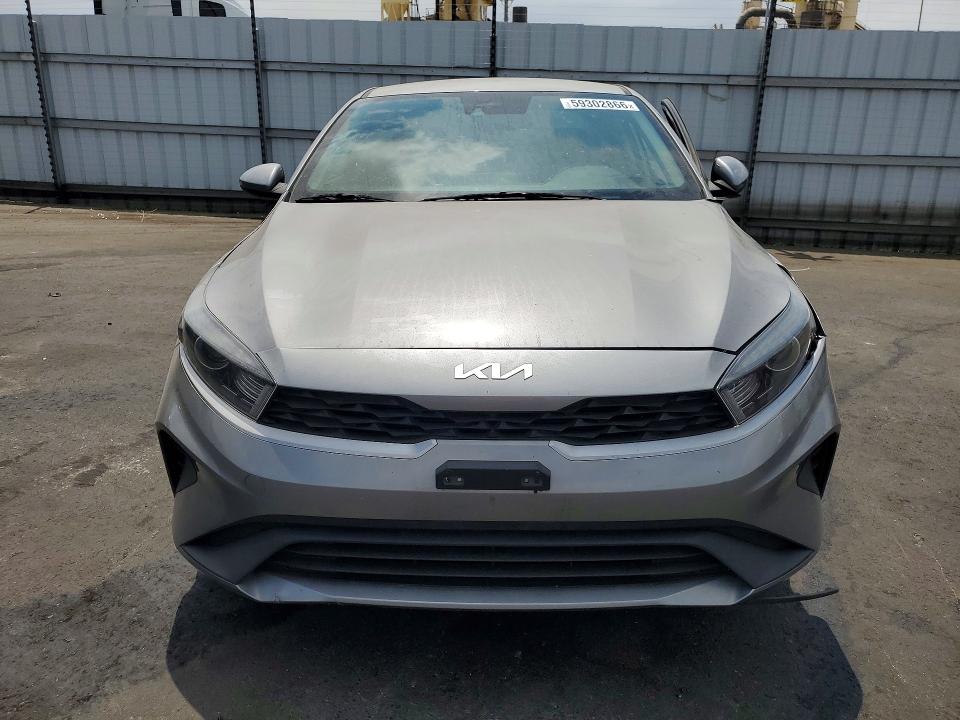 Photo 5 from auction – 2022 KIA FORTE with VIN 3KPF24AD2NE449112