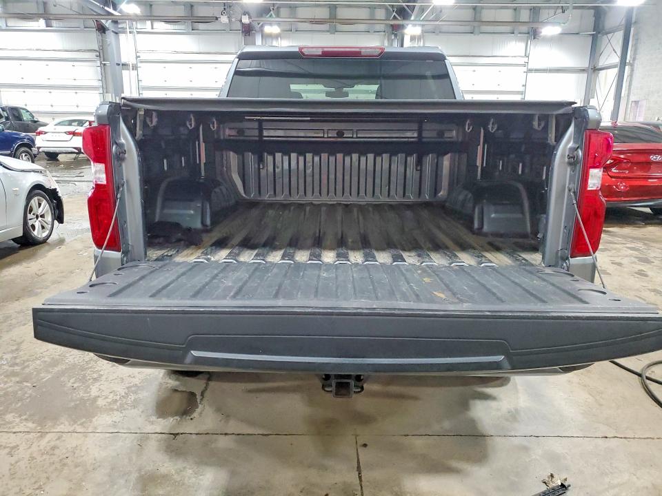 Photo 6 from auction – 2021 CHEVROLET SILVERADO with VIN 3GCPYBEK1MG208287