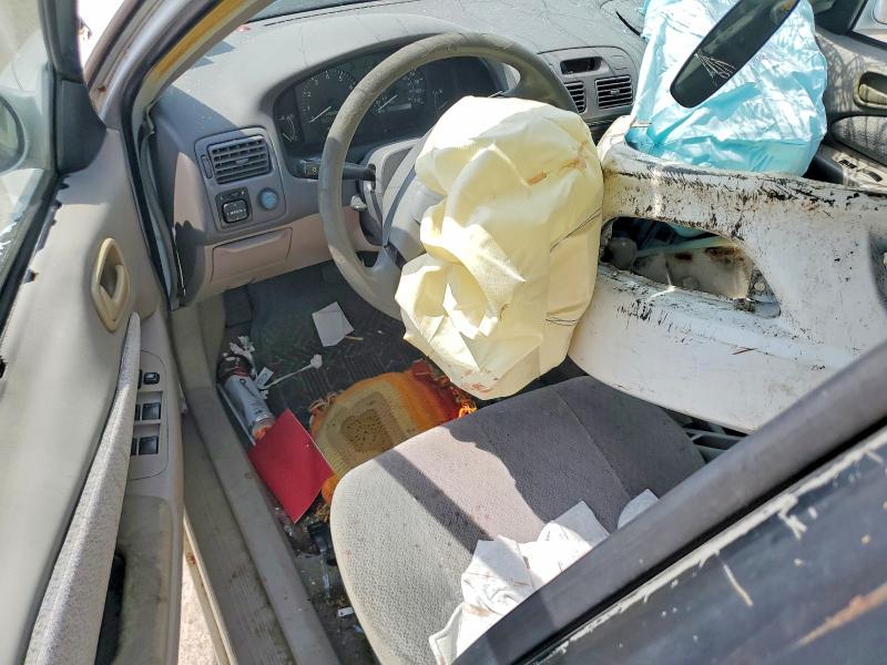 Photo 8 from auction – 2001 TOYOTA COROLLA with VIN 1NXBR12E61Z555506