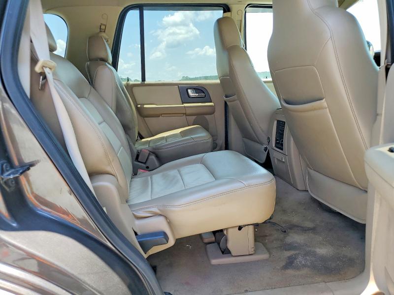 Photo 11 from auction – 2006 FORD EXPEDITION with VIN 1FMFU17586LA82326