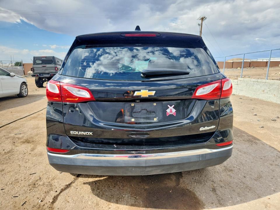 Photo 6 from auction – 2018 CHEVROLET EQUINOX with VIN 2GNAXHEVXJ6290105