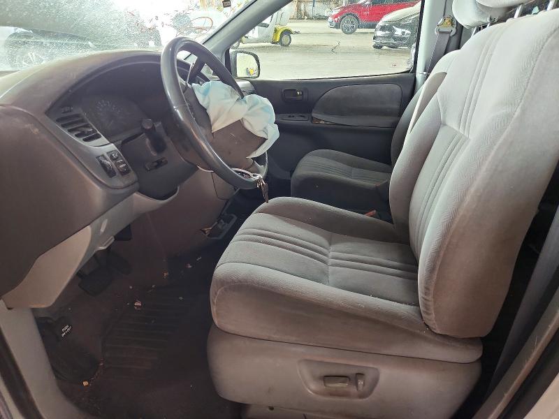 Photo 7 from auction – 2003 TOYOTA SIENNA with VIN 4T3ZF13C83U520514