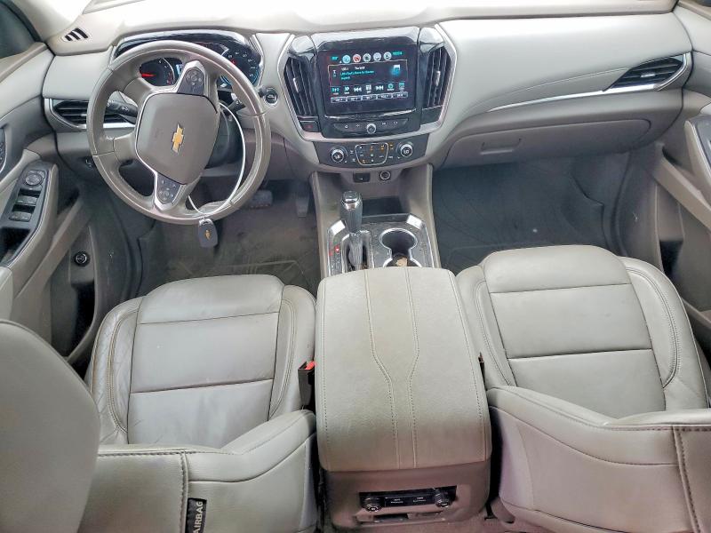 Photo 8 from auction – 2019 CHEVROLET TRAVERSE with VIN 1GNERHKW4KJ305615