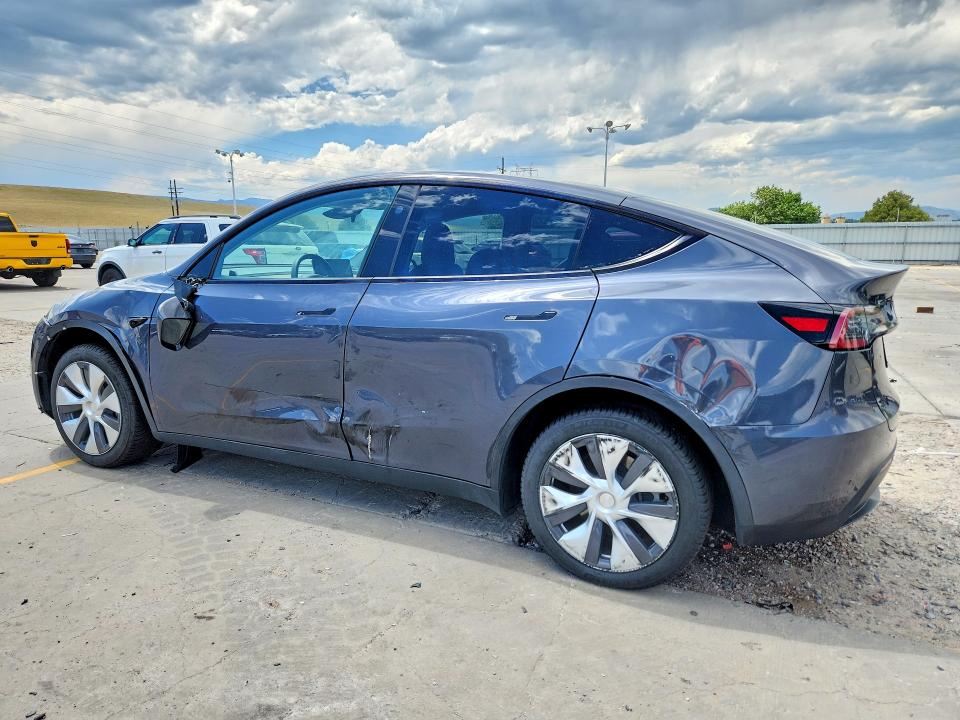 Photo 2 from auction – 2023 TESLA MODEL Y with VIN 7SAYGDEE8PF935484