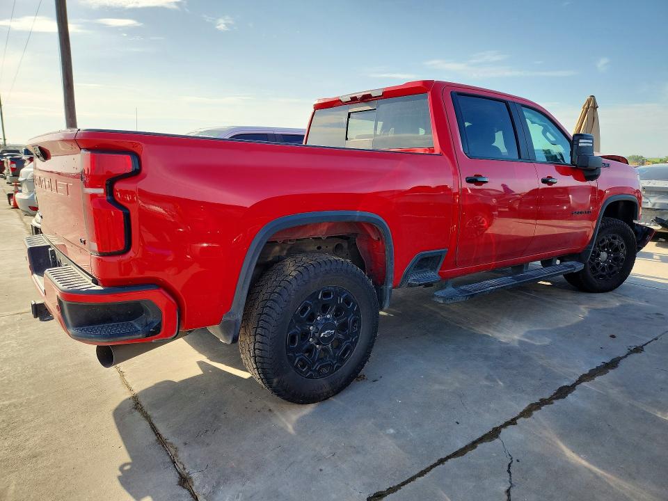 Photo 3 from auction – 2024 CHEVROLET SILVERADO with VIN 2GC4YNEY8R1231297