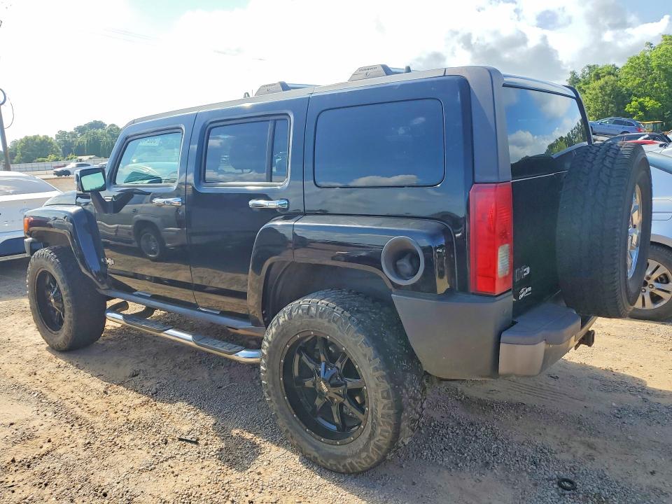 Photo 2 from auction – 2006 HUMMER H3 with VIN 5GTDN136768178662