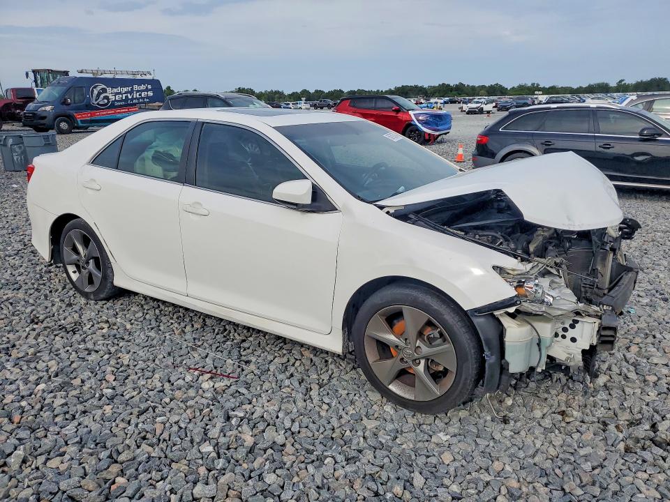 Photo 4 from auction – 2014 TOYOTA CAMRY with VIN 4T1BF1FK2EU814183