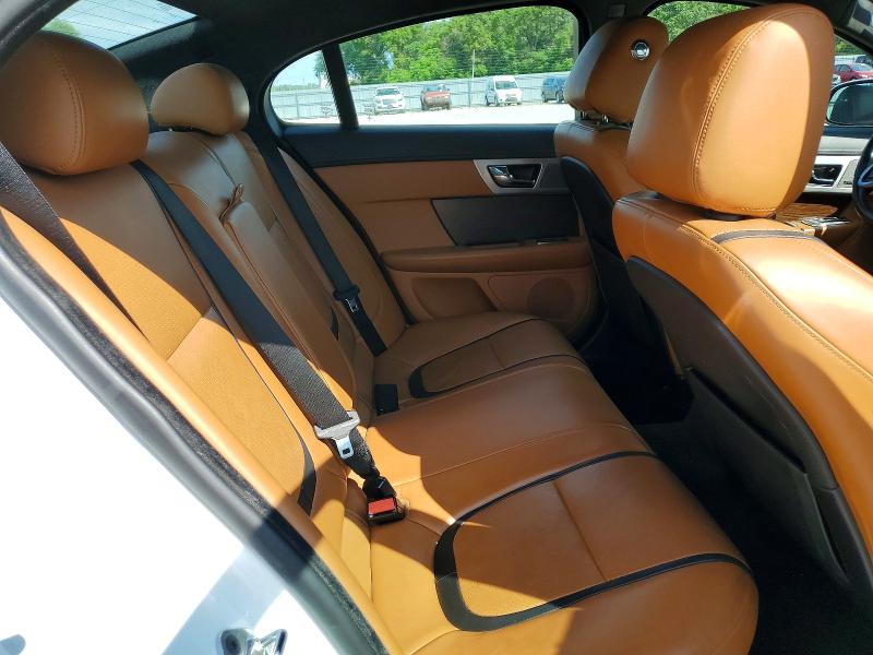 Photo 10 from auction – 2014 JAGUAR XF with VIN SAJWJ0EF4E8U28135
