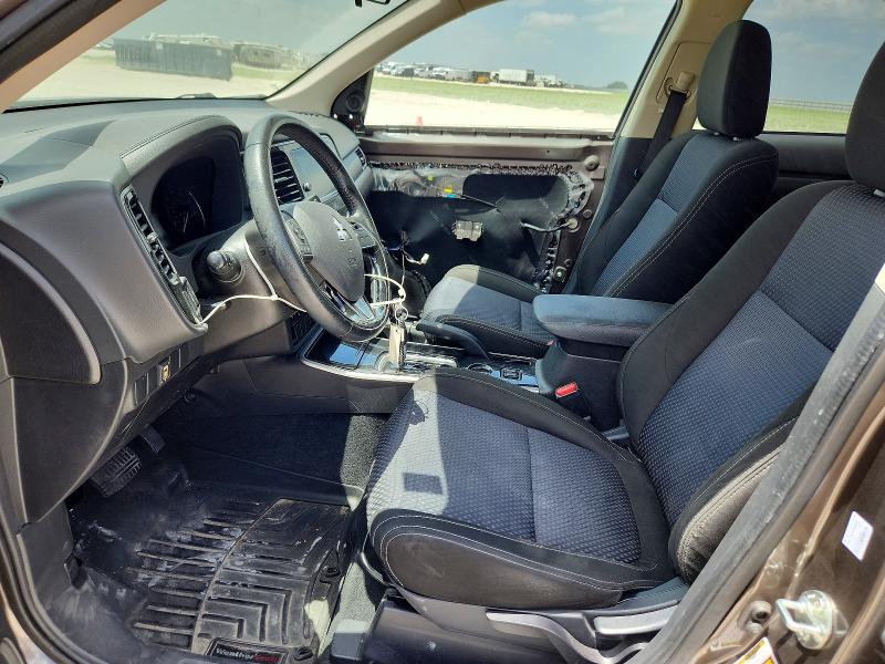 Photo 7 from auction – 2017 MITSUBISHI OUTLANDER with VIN JA4AD3A39HZ062260