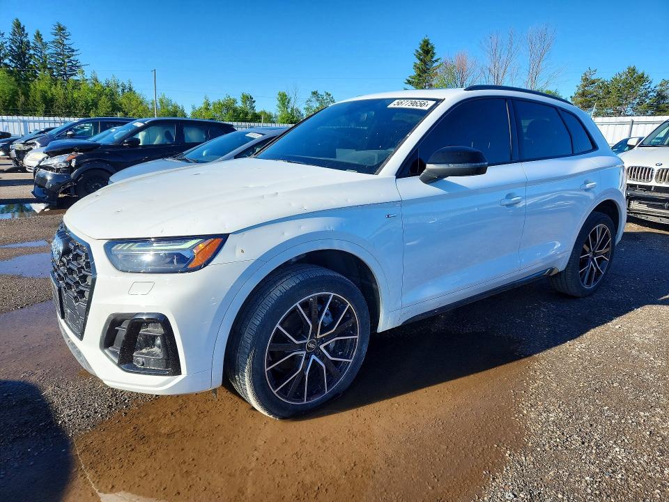 AUDI Q5 2022 مع رقم تعريف المركبة WA1FAAFY9N2023910 - صورة من المزاد