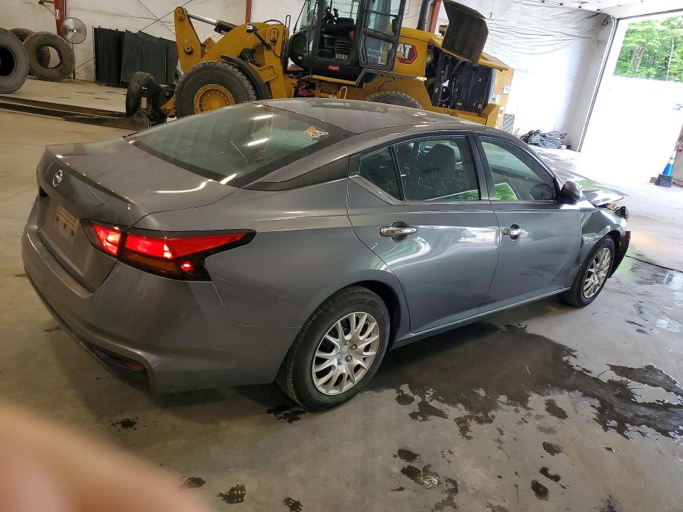 Photo 3 from auction – 2022 NISSAN ALTIMA with VIN 1N4BL4BV7NN303647