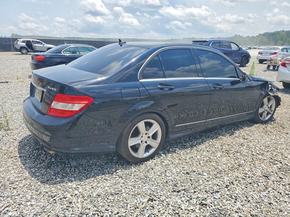 Photo 3 from auction – 2010 MERCEDES-BENZ C with VIN WDDGF8BBXAR106775