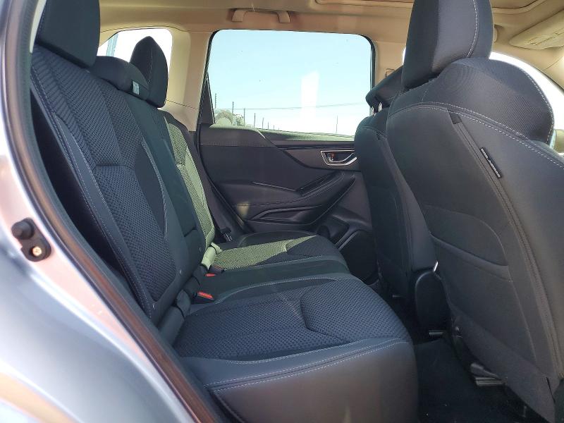 Photo 11 from auction – 2023 SUBARU FORESTER with VIN JF2SKADC9PH502063