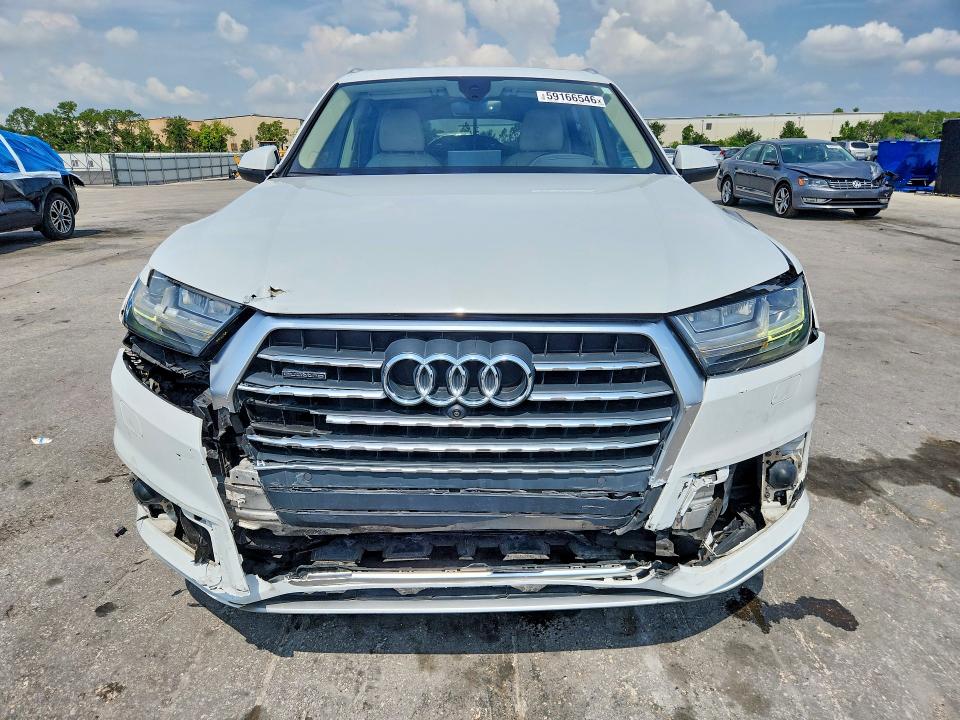 Photo 5 from auction – 2018 AUDI Q7 with VIN WA1VAAF72JD020140