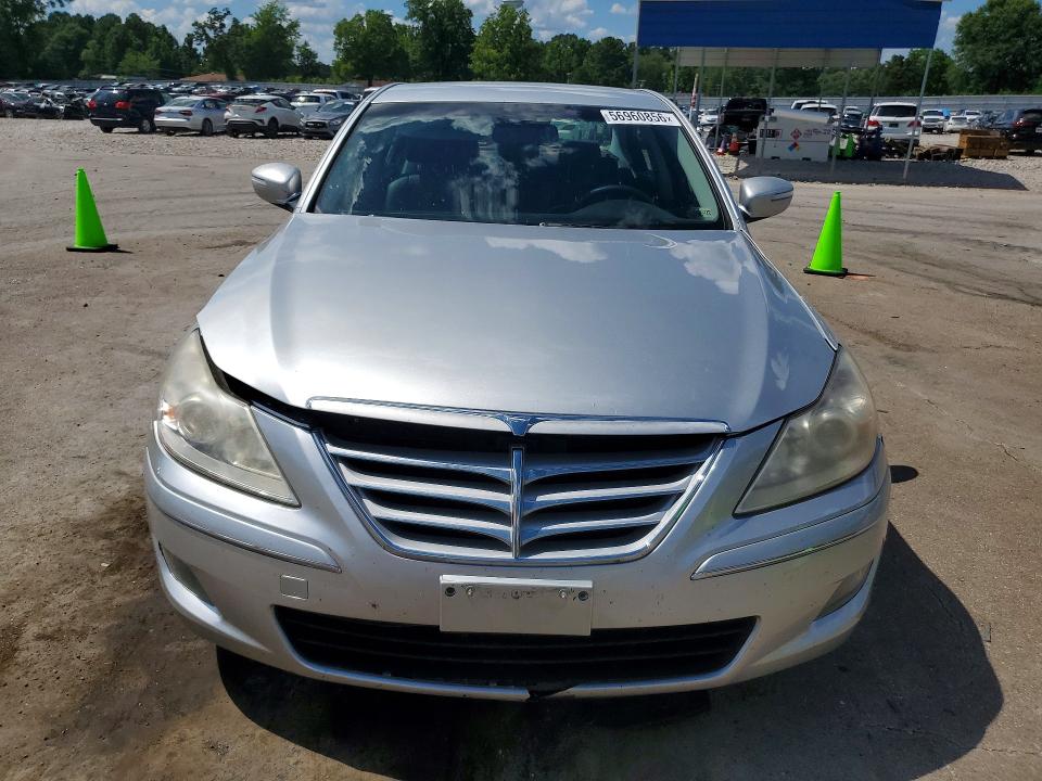 Photo 5 from auction – 2009 HYUNDAI GENESIS with VIN KMHGC46E99U021026