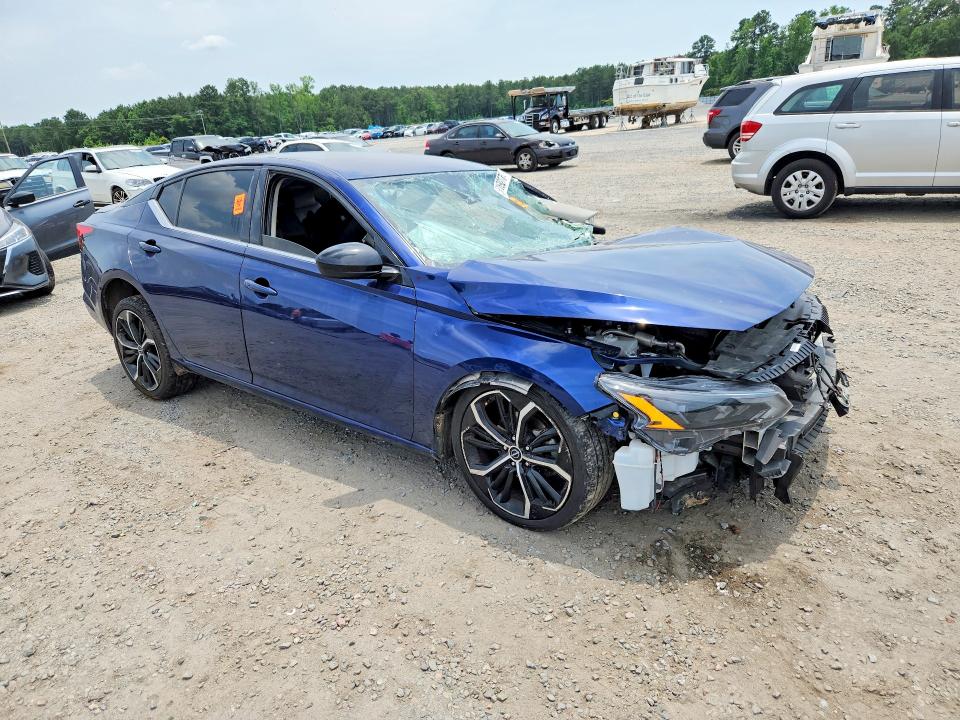 Photo 4 from auction – 2024 NISSAN ALTIMA with VIN 1N4BL4CV6RN383401