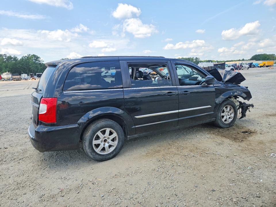 Photo 3 from auction – 2012 CHRYSLER TOWN & COUNTRY with VIN 2C4RC1BG3CR228308