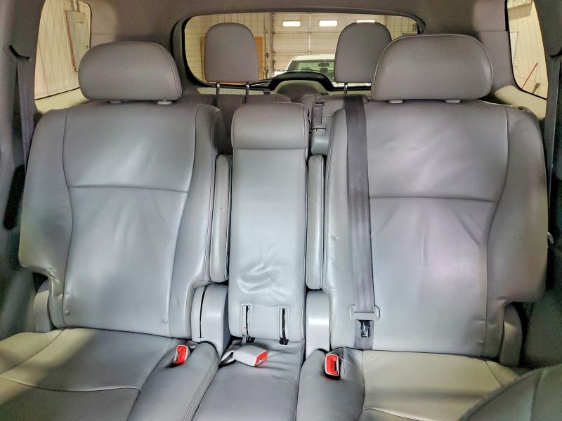 Photo 10 from auction – 2011 TOYOTA HIGHLANDER with VIN 5TDBK3EH1BS068732