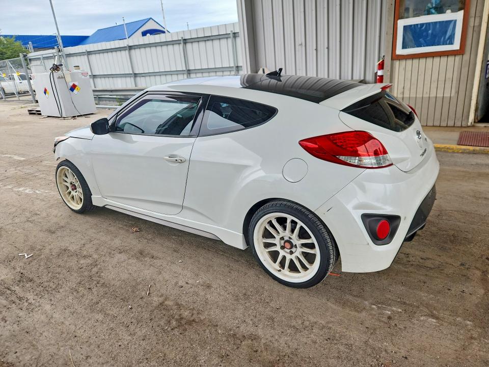 Photo 2 from auction – 2013 HYUNDAI VELOSTER with VIN KMHTC6AE5DU117553