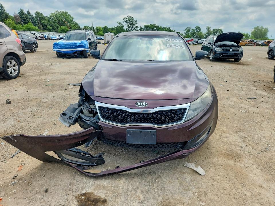 Zdjęcie 5 z aukcji – 2012 KIA OPTIMA z VIN 5XXGM4A75CG074118