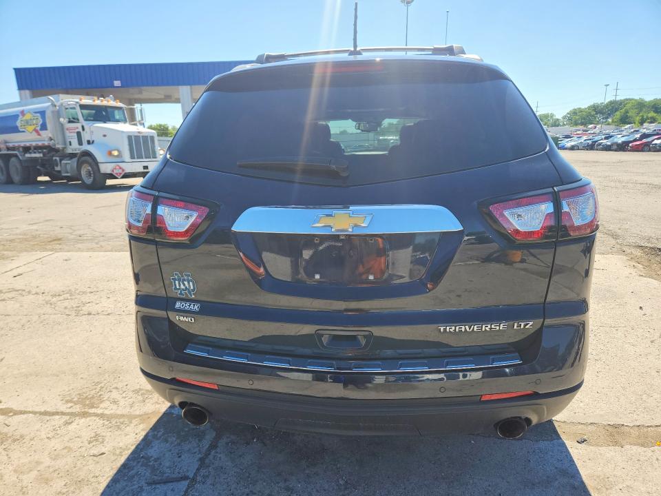 Photo 6 from auction – 2016 CHEVROLET TRAVERSE with VIN 1GNKVJKD3GJ171756