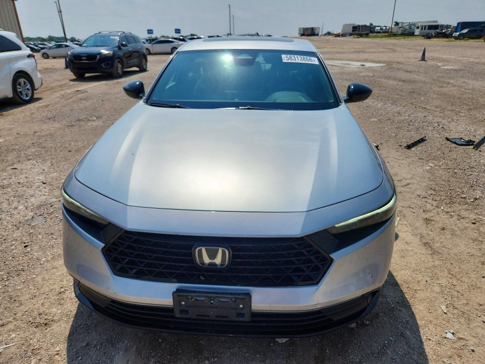 Zdjęcie 5 z aukcji – 2024 HONDA ACCORD z VIN 1HGCY2F73RA069036