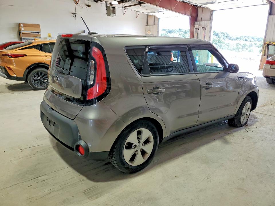 Photo 3 from auction – 2015 KIA SOUL with VIN KNDJN2A21F7221057
