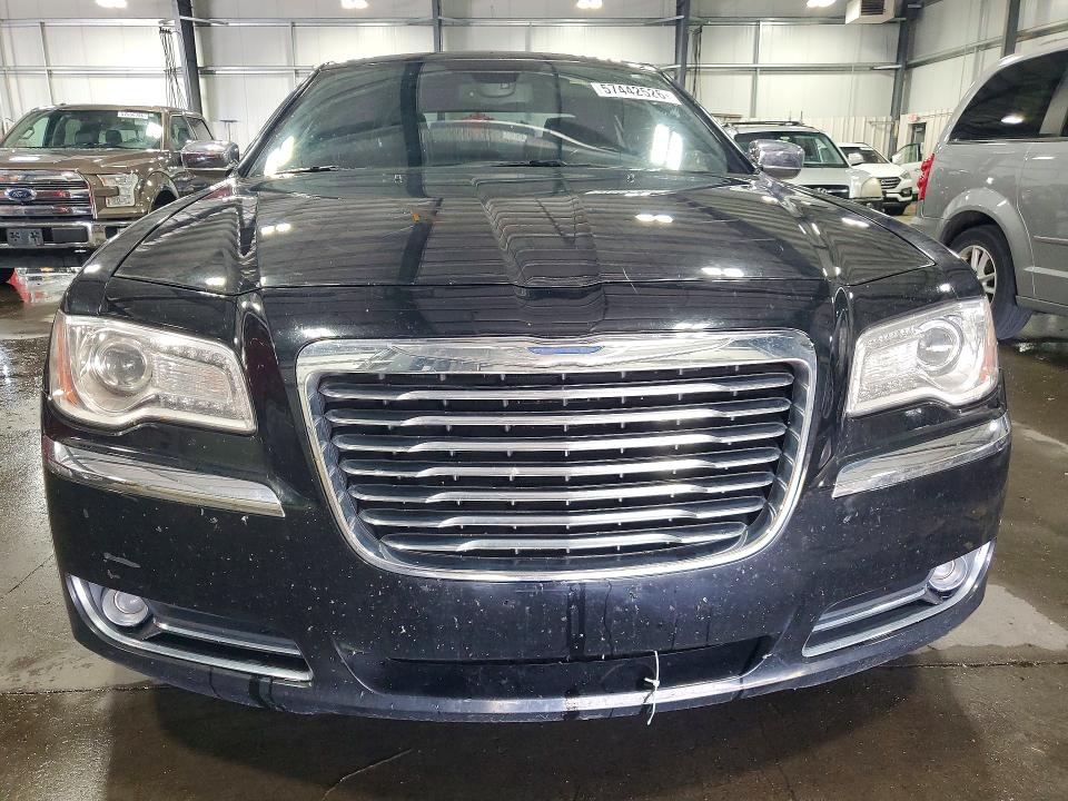 Photo 5 from auction – 2012 CHRYSLER 300C with VIN 2C3CCAET1CH104109
