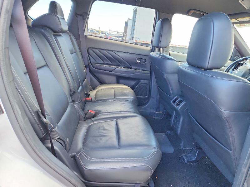 Photo 11 from auction – 2019 MITSUBISHI OUTLANDER with VIN JA4J24A55KZ048084