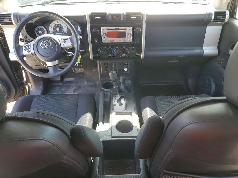 Photo 8 from auction – 2013 TOYOTA FJ CRUISER with VIN JTEBU4BF9DK163614