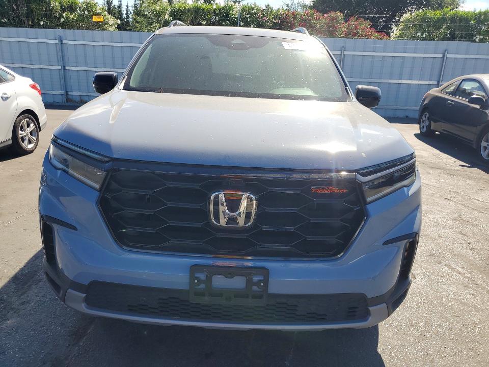 Photo 5 from auction – 2024 HONDA PILOT with VIN 5FNYG1H61RB039479