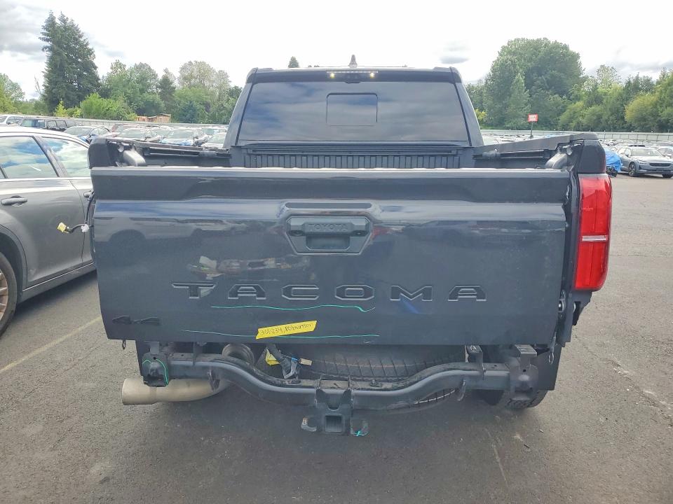 Photo 6 from auction – 2024 TOYOTA TACOMA with VIN 3TMLB5JN3RM057561