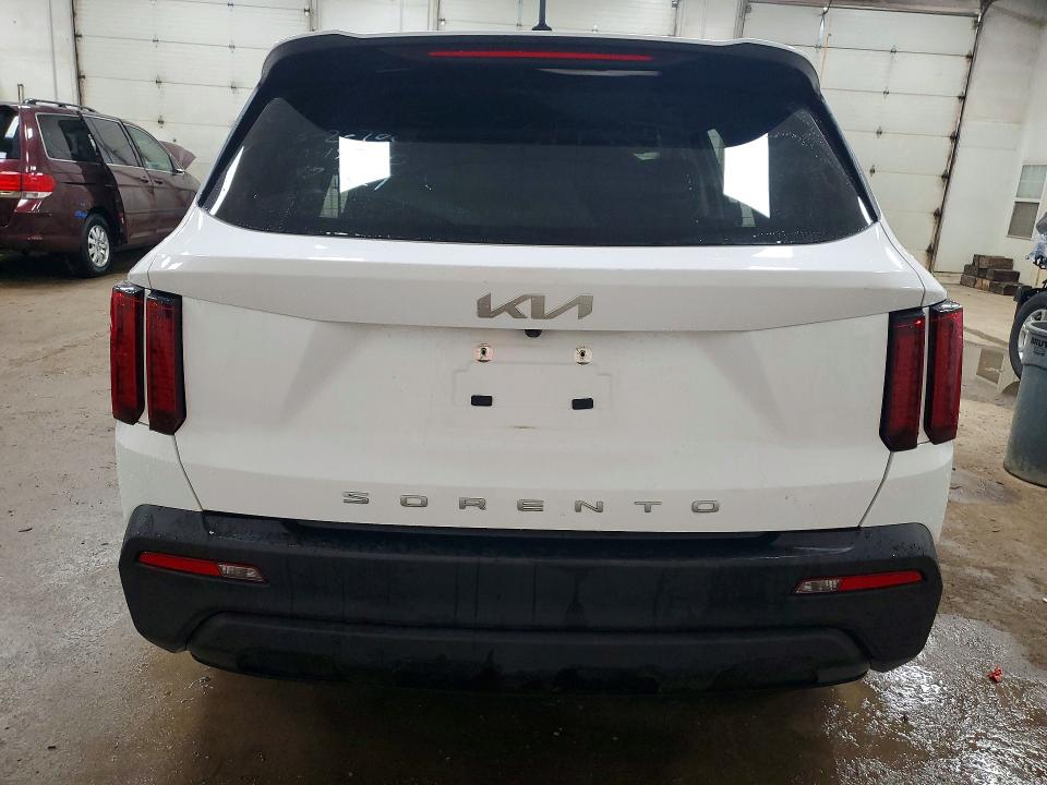 Photo 6 from auction – 2022 KIA SORENTO with VIN 5XYRG4LC2NG158003