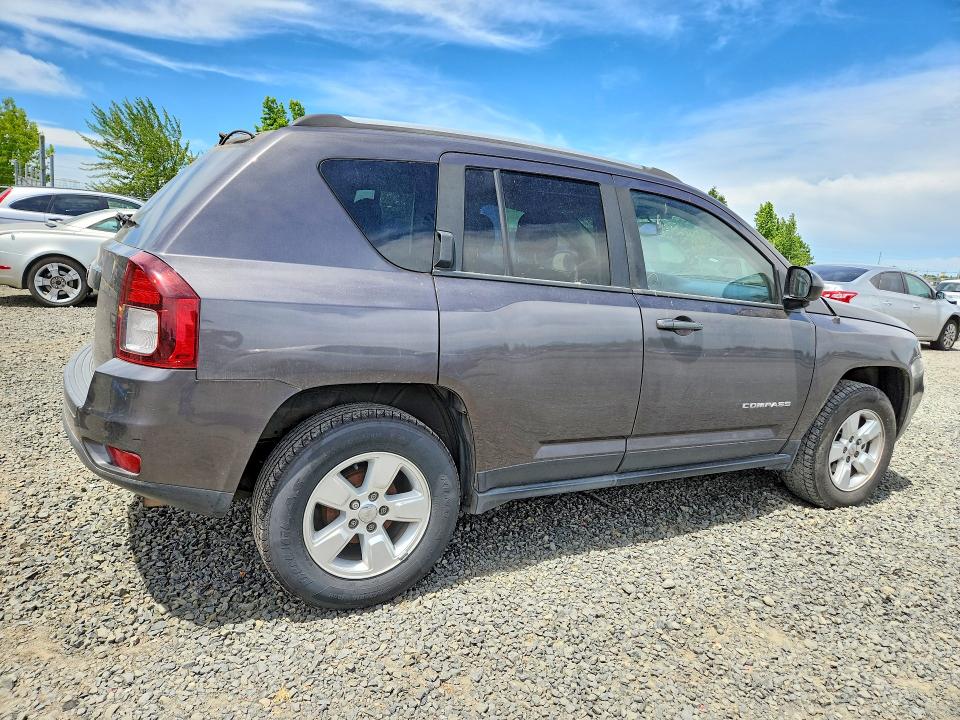 Photo 3 from auction – 2016 JEEP COMPASS with VIN 1C4NJCBA8GD547627