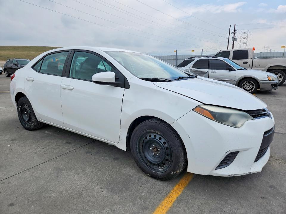 Photo 4 from auction – 2015 TOYOTA COROLLA with VIN 2T1BURHE8FC282078