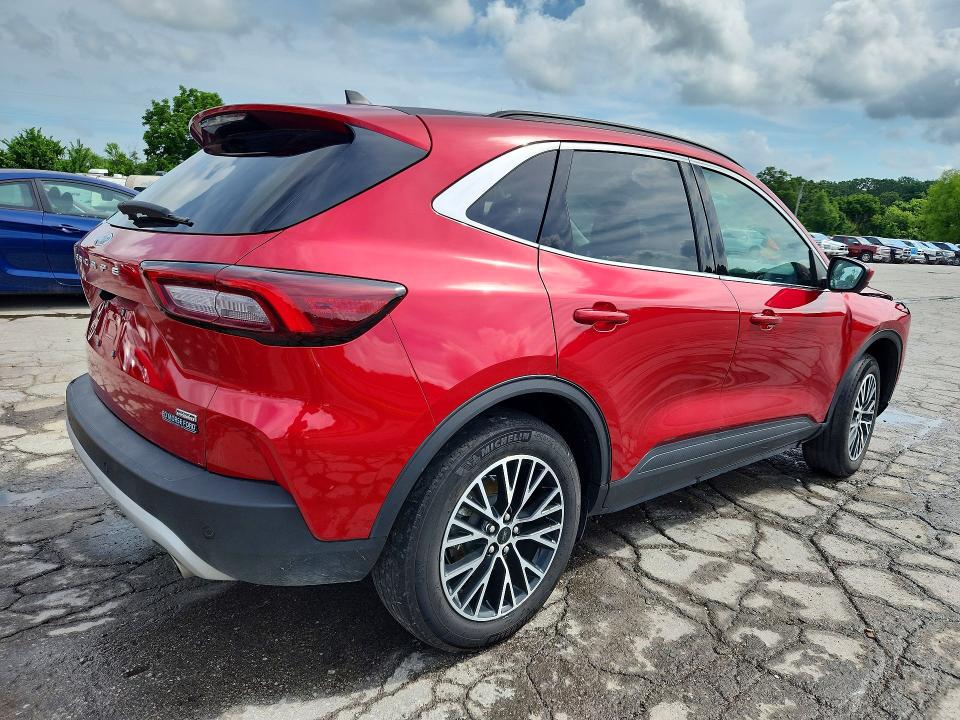 Photo 3 from auction – 2025 FORD ESCAPE with VIN 1FMCU0E11SUB04765