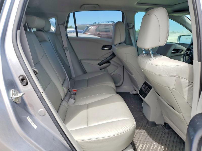 Photo 11 from auction – 2018 ACURA RDX with VIN 5J8TB3H37JL007617