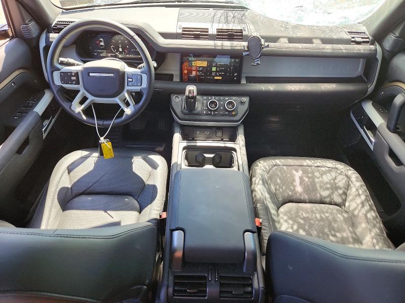 Photo 8 from auction – 2024 LAND ROVER DEFENDER with VIN SALEJ7EX3R2284574
