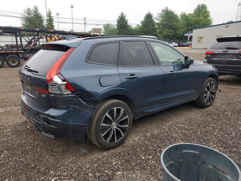 Photo 3 from auction – 2024 VOLVO XC60 with VIN YV4L12RM7R1722968