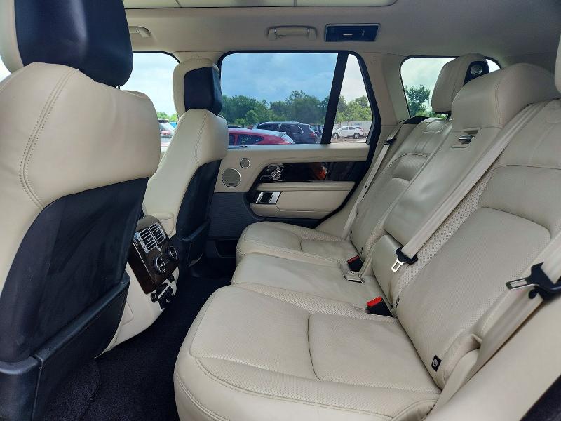 Photo 11 from auction – 2021 LAND ROVER RANGE ROVER with VIN SALGS2RU1MA435788