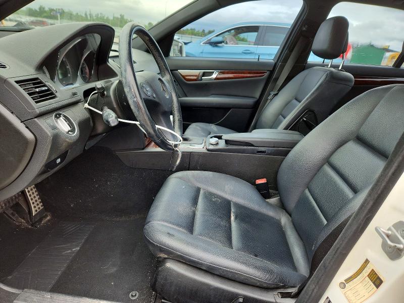Photo 7 from auction – 2011 MERCEDES-BENZ C with VIN WDDGF8BB6BR163251
