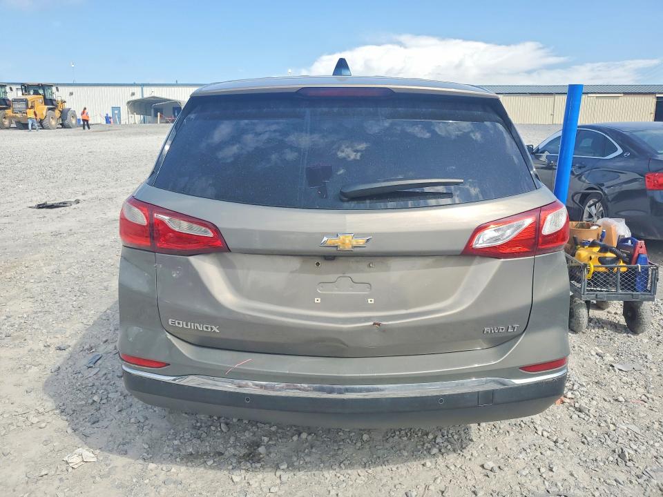 Photo 6 from auction – 2018 CHEVROLET EQUINOX with VIN 3GNAXSEV6JS619509