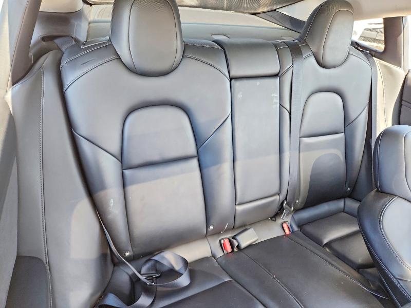 Photo 10 from auction – 2018 TESLA 3 with VIN 5YJ3E1EA7JF162183