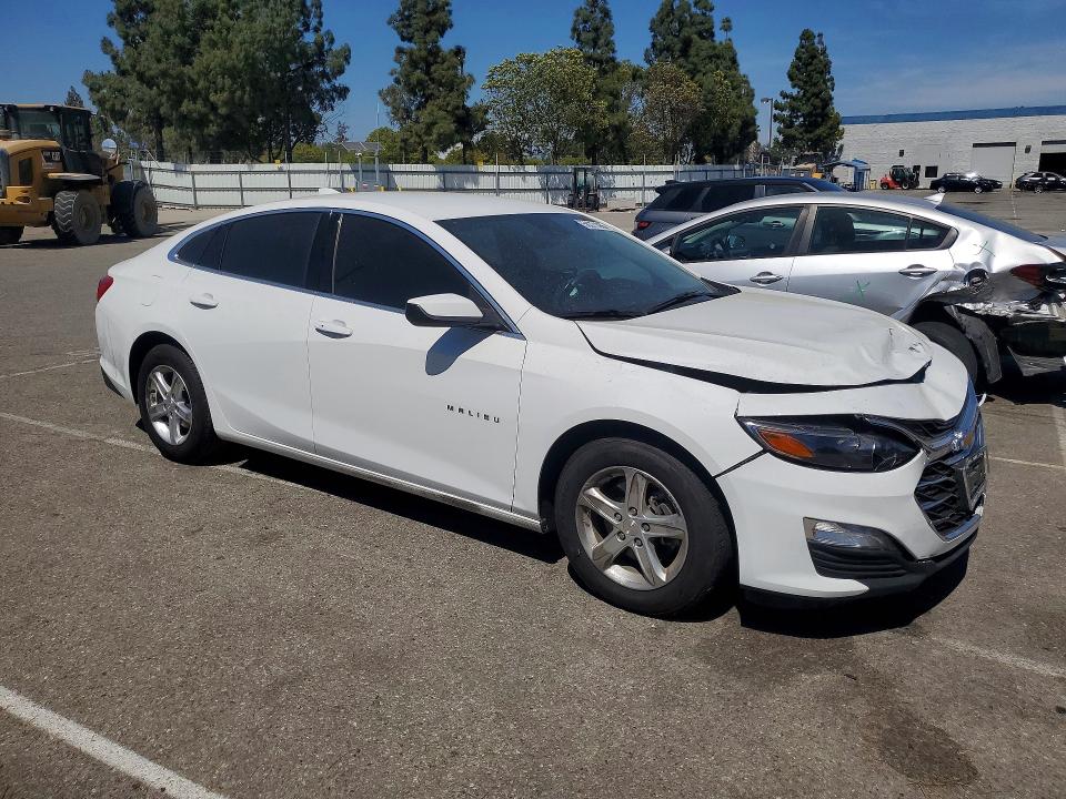 Photo 4 from auction – 2023 CHEVROLET MALIBU with VIN 1G1ZD5ST5PF205653